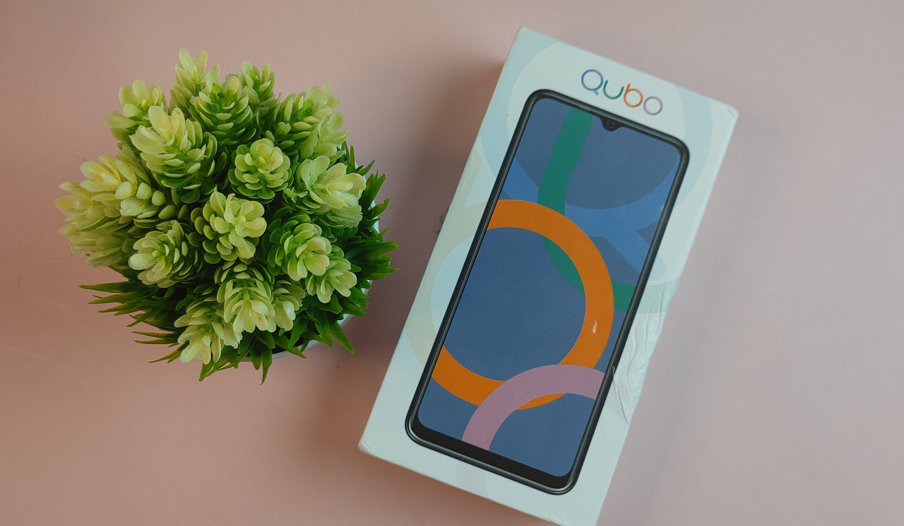 QUBO X668 unboxing and quick overview | DroidAfrica