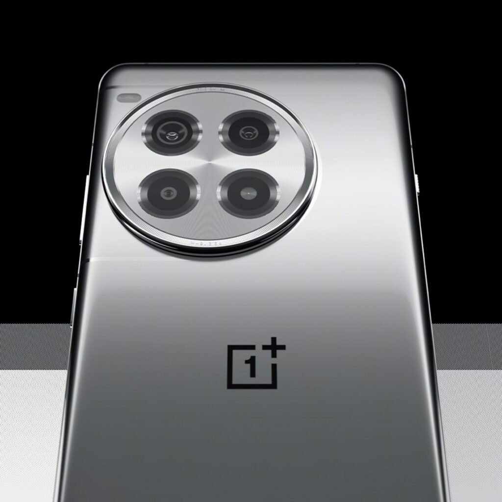 PICTORIAL: Upcoming OnePlus Ace 3 Pro Revealed in Three Stunning Colors upcoming OnePlus Ace 3 Pro silver color