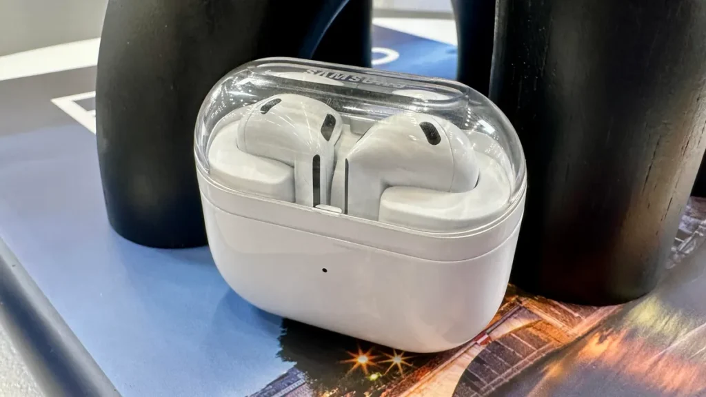 Samsung Galaxy Buds3 Pro review samsung galaxy buds 3 in case 2