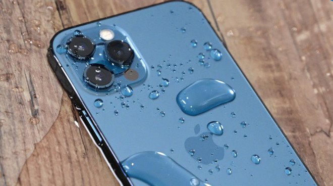 Class-Action Lawsuit Filed against Apple for Water-Damaged ‘Waterproof’ iPhones Not Covered by Warranty 6. Class Action Lawsuit Filed Against Apple for Water Damaged ‘Waterproof iPhones Not Covered by Warranty 3