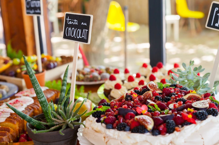 The Ultimate Guide to Choosing the Perfect Desserts for Your Event cake2