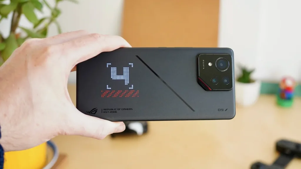 Asus ROG Phone 9 Pro Review 2 3