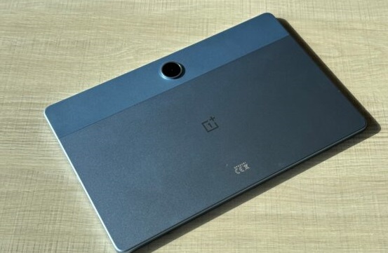 OnePlus Pad Lite Review: Is this the ultimate budget tablet? OnePlus Pad Lite Review GizmoChina 02 560x420 1